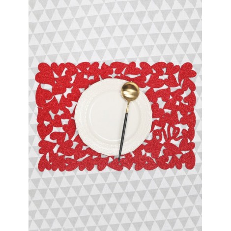 1PC Solid Heart Pattern Placemat